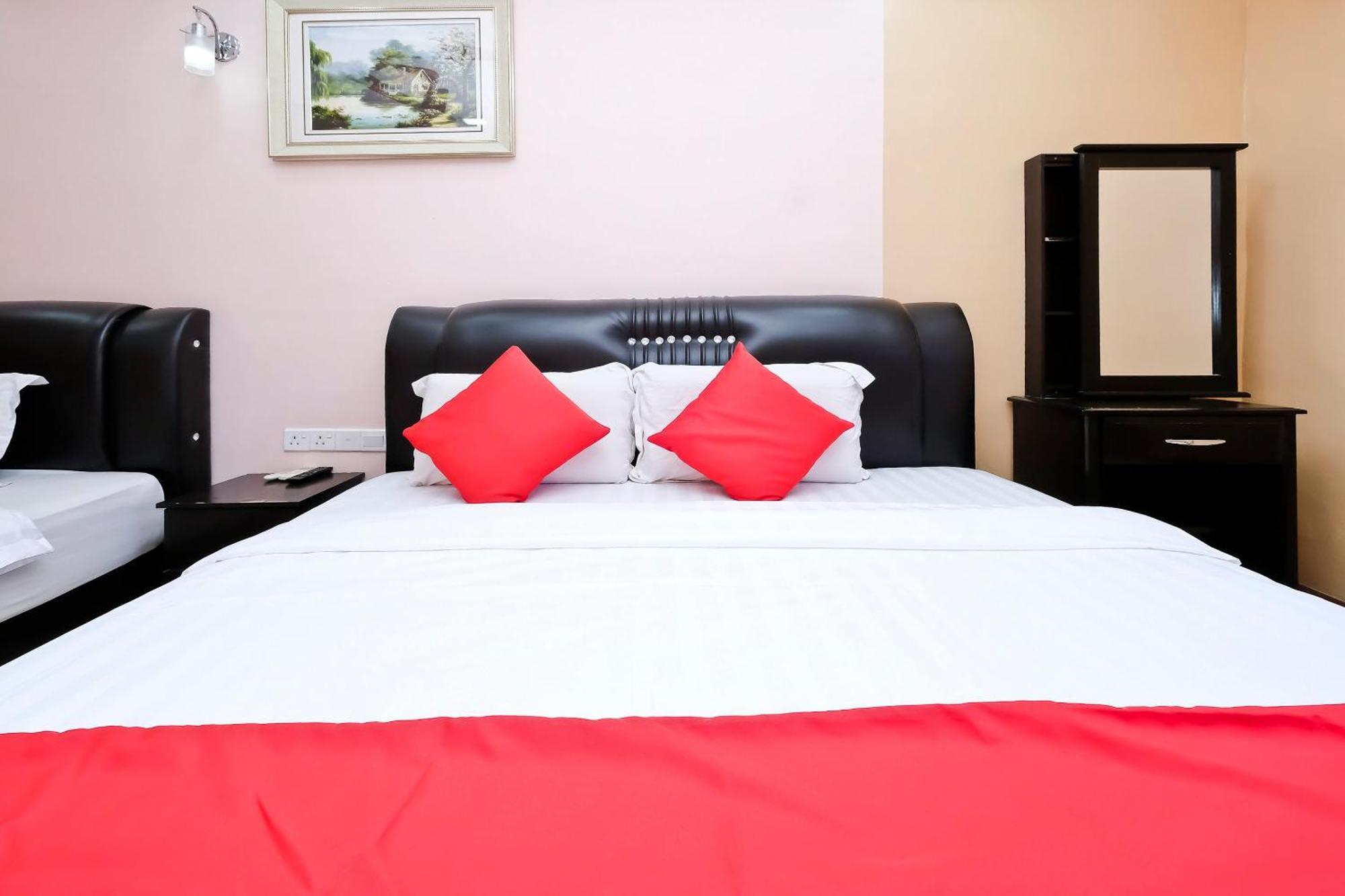 Oyo 714 Arina Hotel بانغي المظهر الخارجي الصورة